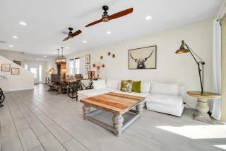 Last Minute Disney Getaway! Private Pool, Hot Tub & Games Room. Book Now! #87219 - Orlando - 3