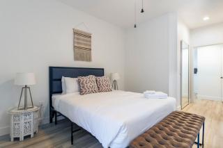 2BR CozySuites at Kierland Commons with pool #06 - Scottsdale - 2