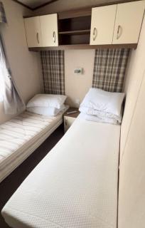 Modern Caravan With Decking At Haven Hopton-On-Sea Ref 80032M - Great Yarmouth - 4