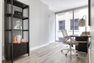 Loop 1BR w Gym Pool Lounge 1 block from L CHI-698 - 7