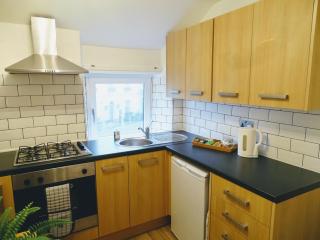 Cosy Flat in Cirencester - - 3