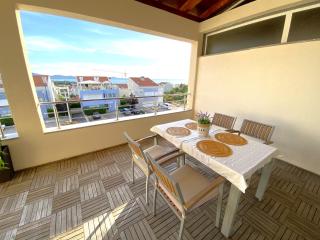 Sunny Terrace with two bedroom and parking - Zadar - 8