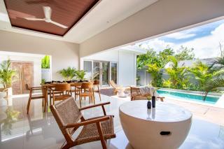 CANGGU - 3BDR Villa with Private Pool and Rooftop and Ricefield View - Kerobokan - 2