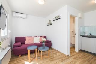 Apt DION with garden and terrace, just 200m from the beach - Krk - 4