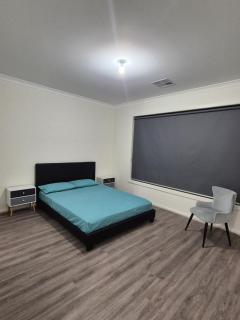 Holiday home- Brand new home in beautiful location - 5