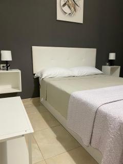 DELUXE ROOM IN APARTMENT SHARED in Los Cristianos Playa HabitaciónSTANZA air-conditioned - Arona - 8