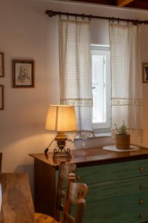 Spacious Home with Yard, Mytilene Lesvos - Mitilene - 2
