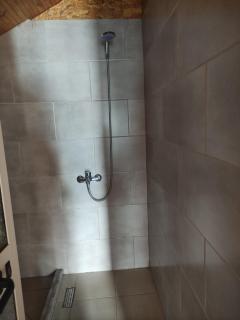 ERDA LAKESIDE Guesthouse - Lin - 5