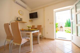 Apartments Cvito - Novalja - 6