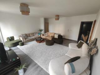 Luxurious 2 bedroom modern garden apartment Available ensuite private bedroom or whole flat privately - 0