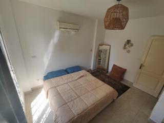 Luxurious 2 bedroom modern garden apartment Available ensuite private bedroom or whole flat privately - 2