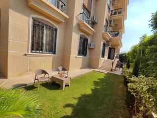 Luxurious 2 bedroom modern garden apartment Available ensuite private bedroom or whole flat privately - 1