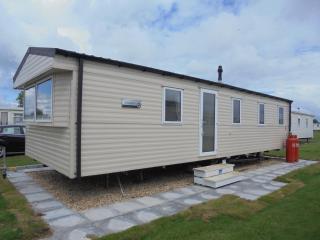 Kingfisher Seasons II 8 Berth Close to site entrance - Ingoldmells - 0