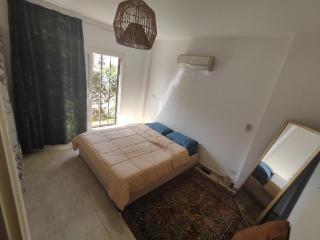 Luxurious 2 bedroom modern garden apartment Available ensuite private bedroom or whole flat privately - 9