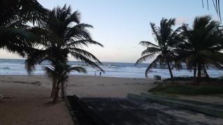 Casa em Guarajuba- 3 suítes - 6