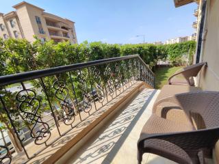 Luxurious 2 bedroom modern garden apartment Available ensuite private bedroom or whole flat privately - 8