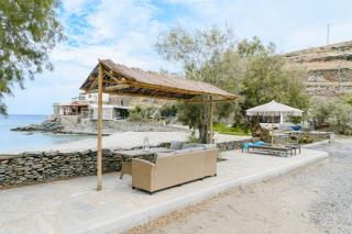 Beachfront bungalow in the area of Kampi, near Koundouros - Yulis - 9