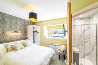 3 Bed Cottage - Sleeps 6 - Garden - Parking - Wifi - 2