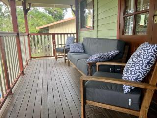 The Cottage on Stokers - - 7