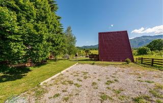 Gorgeous Home In Lovinac With Wi-Fi - Lovinac - 2