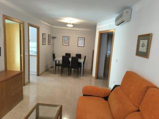 En el centro de Salou, Playa , Pádel , tenis y piscina, complejo LARIMAR - 1