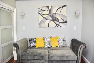 3 Bedroom Large Backyard - Brooklyn - 3
