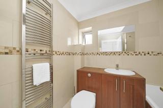 Pass the Keys Beautiful entire home in Essex - Orsett - 4