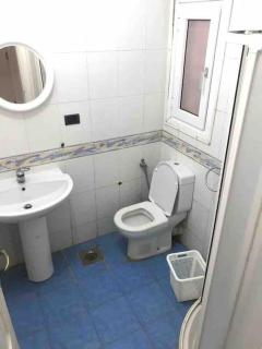 Cozy 2bed & 2Bath Chalet in Marina 1, North Coast - 9