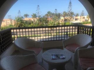 Cozy 2bed & 2Bath Chalet in Marina 1, North Coast - El Alamein - 6