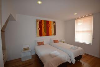 The Holdfast Townhouse Sussex St Glenelg - Glenelg - 4