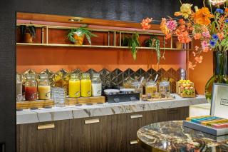Hotel Restaurant Grandcafé 't Voorhuys - Emmeloord - 6