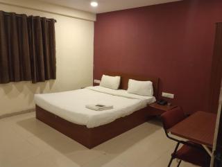 Hotel Aura Inn - Indore - 6