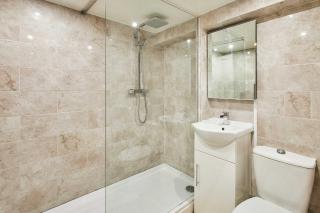 Host & Stay - The Den - 8