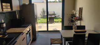 Logement cosy neuf avec jardin - Mions - 7
