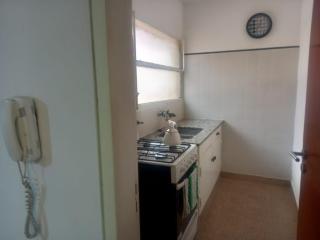 LAS 3 B (BUENO,BONITO Y BARATO) - 4