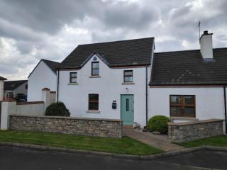 For A Holiday With More Stay At No 4 - Cloyfin - 9