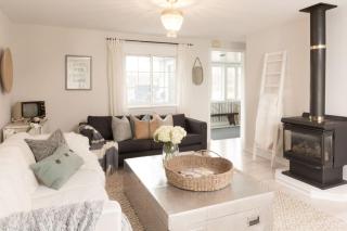 Waupoos Beach Commons Beach House - 3