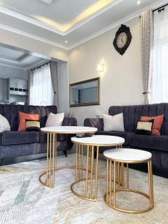 Brand New Luxury LakeView PentHouse in Munyonyo - Kampala - 5