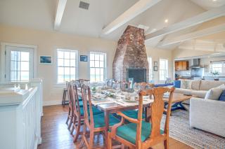 Stunning Ocean View! Beachfront Nantucket Retreat - Nantucket - 5