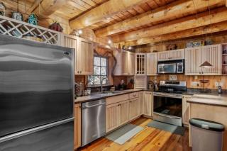 Cozy Log Cabin on the River with Fireplace and Loft - 7