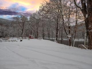 Cozy Log Cabin on the River with Fireplace and Loft - 3
