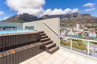Stunning view of Table Mountain - 7