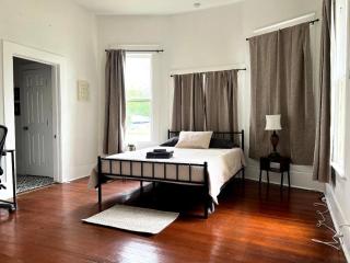 Private Room in San Antonio Home near Downtown - San Antonio - 0