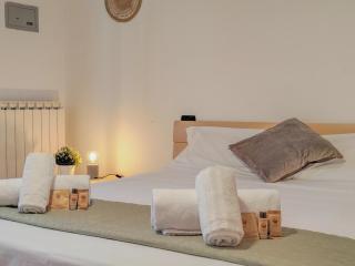 Centrale con ampio terrazzo, a 5 minuti dalla spiaggia by Host Hero - 7