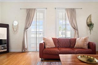 Breezy beach apt, steps to the sand! Full AC too - 18 Up - San Juan - 9