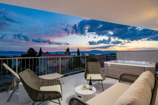 Apartmani Vila Mara M 4 heated pool and whirpool - Omišalj - 1
