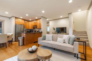 Perch - City Oasis - Seattle - 9