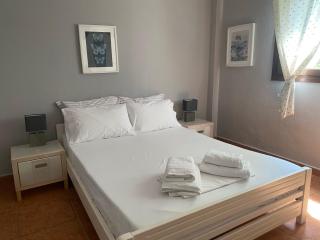 Beachfront Apartment - Ormos Panagias - 2