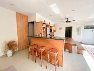 Villa Tepi Pantai - Seminyak - 3