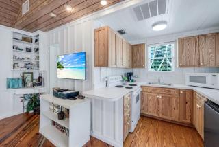 Roosevelt Cottage - Captiva - 1